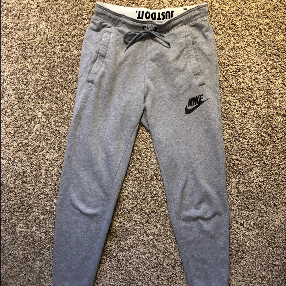 Women’s grey Nike sweatpants